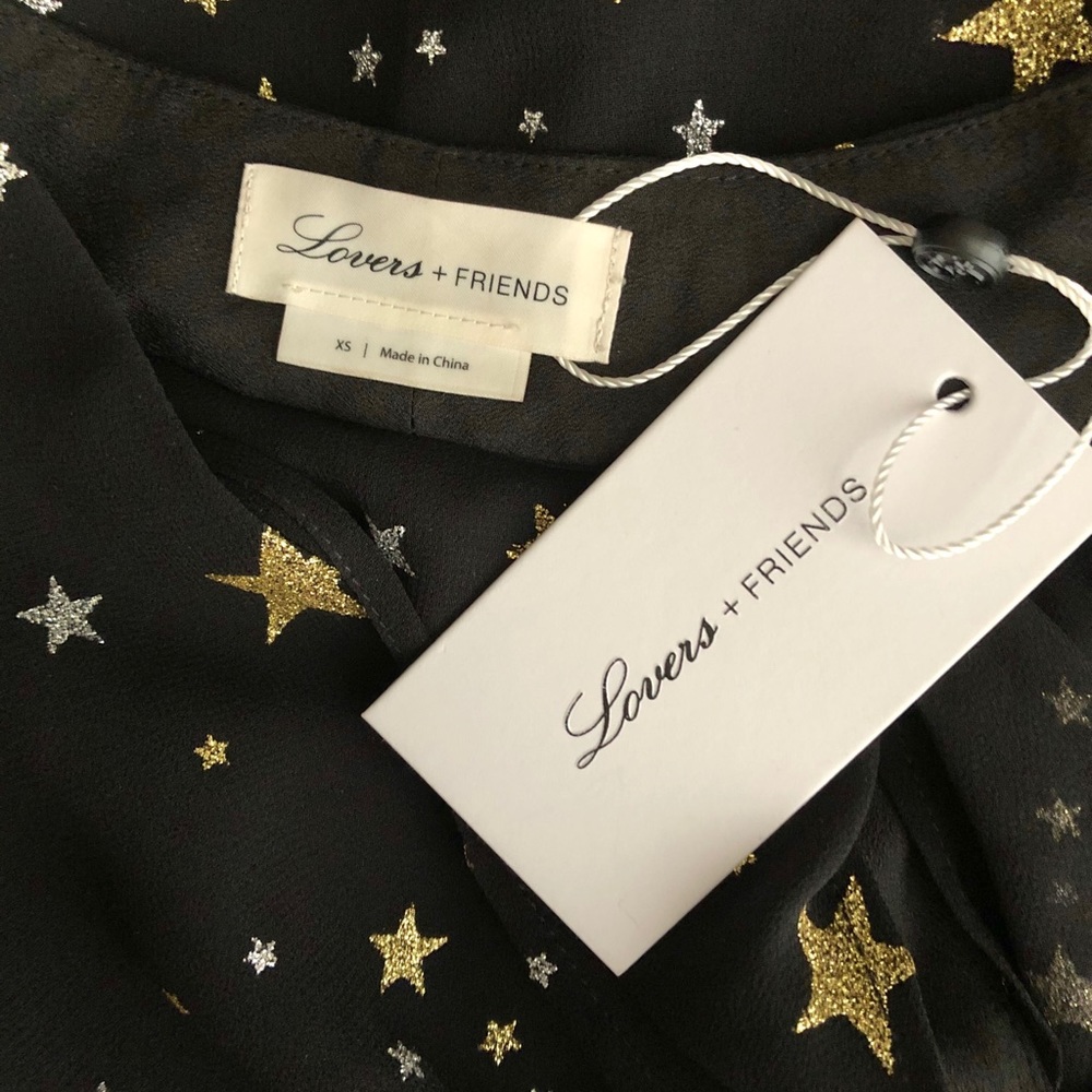 NWT Lovers + Friends Whisper Black Star Top - Picture 4 of 4